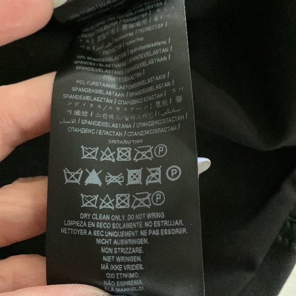 GUESS SKIRT - Picture 9 of 9